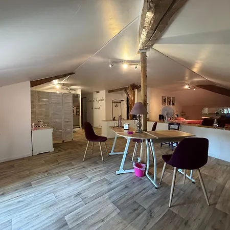 Domaine Pierrot Bed and Breakfast 3*