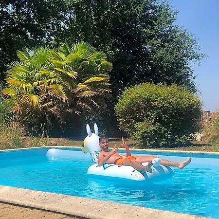Domaine Pierrot Oda ve Kahvaltı