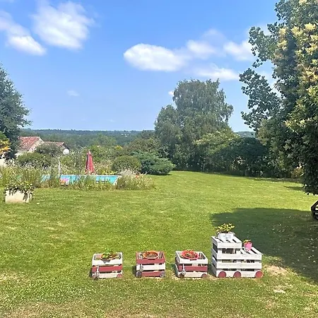 Oda ve Kahvaltı Domaine Pierrot