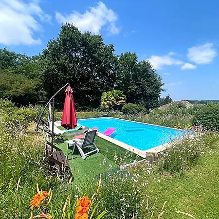 Domaine Pierrot 3*