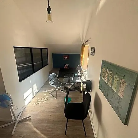 Domaine Pierrot Oda ve Kahvaltı